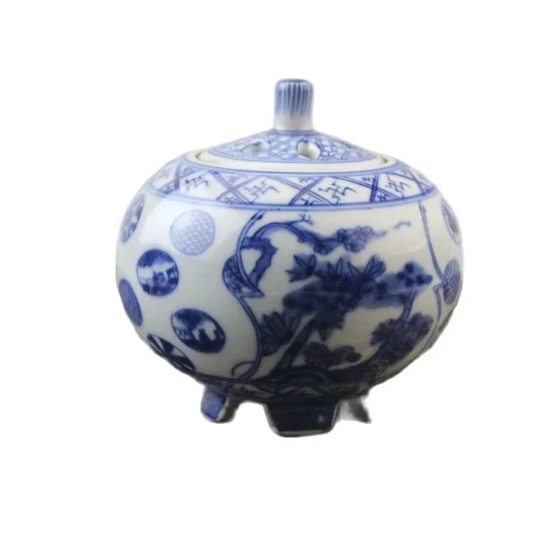 

China's blue and white small censer home decoration