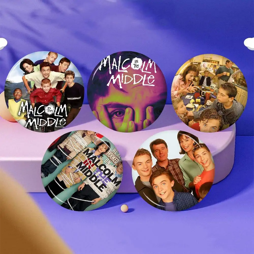 M-Malcolm In The Middle 58mm Animals Funny Brooches Badge Backpack Clothes Gift Accessory