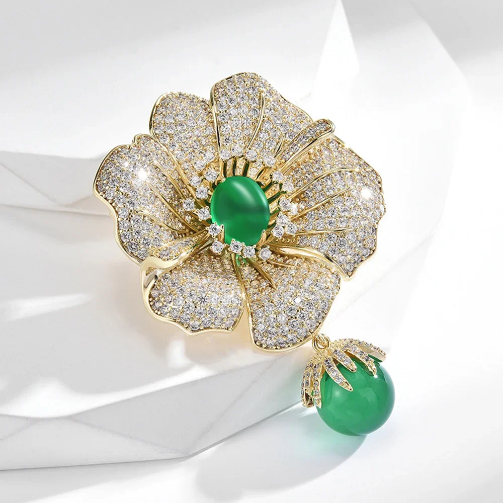 

Elegant Micro Inlaid Green Cubic Zirconia Flower Brooch Pins Women’s Jewelry Luxury Party Wedding Gifts Clothing Accessories