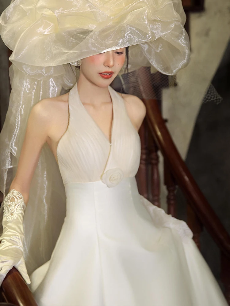 

Bridal Gown Ne Hanging Light White V-Ne Simple Morning Robe Wedding Dr for Bridesmaid Entrance Ceremony Vintage Sle