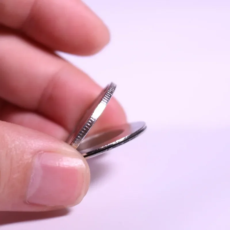 Magnetic Flipper Coin (USD half Dollar Copy) Butterfly Coin Magic Tricks Magician Accessories Props Gimmick Appear Magia