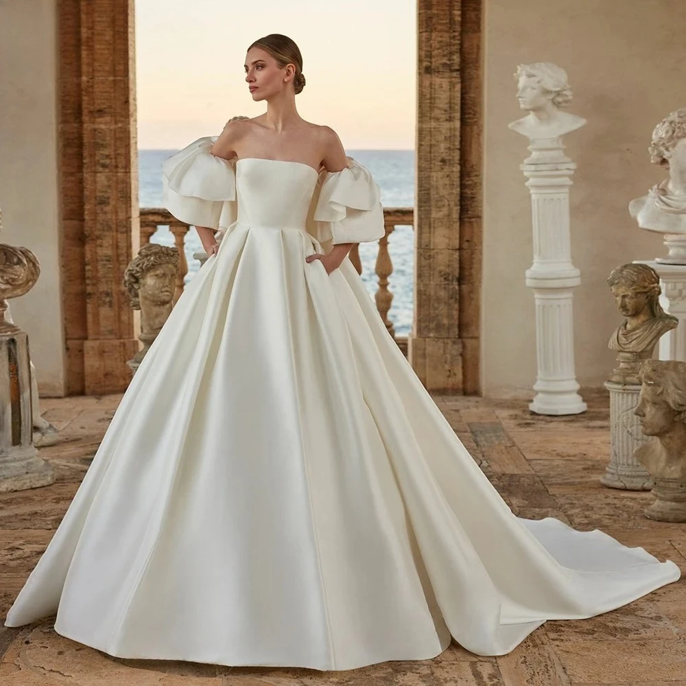Customized Elegant Satin Wedding Dresses Strapless Ruffle Sleeves A-Line Pleated Bride Prom Dress Romantic Bridal Party Gowns