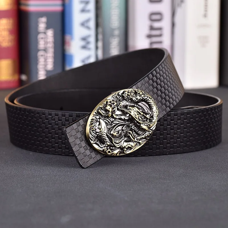 حزام جلد طبيعي للرجال بإبزيم ناعم بتصميم ثعبان عبر الحدود على الطراز الكوري حزام من جلد البقر الشبابي للأزياء المتينة
