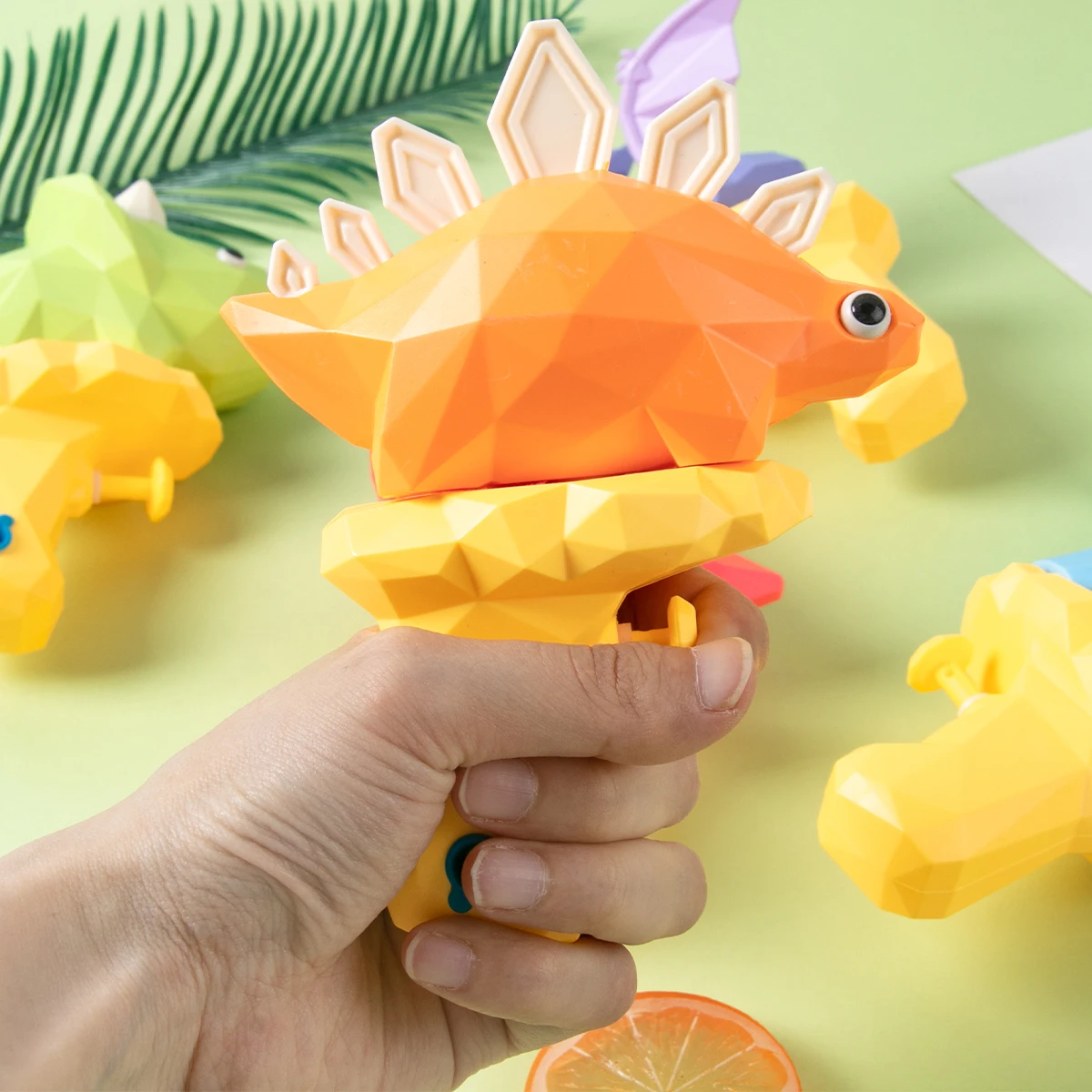 Cartoon Dinosaur Water Gun Dinosaur Water Spray Gun Dino Theme Kids 1st 2th Birthday Party Gift Summer Beach Pool Party Kids Toy