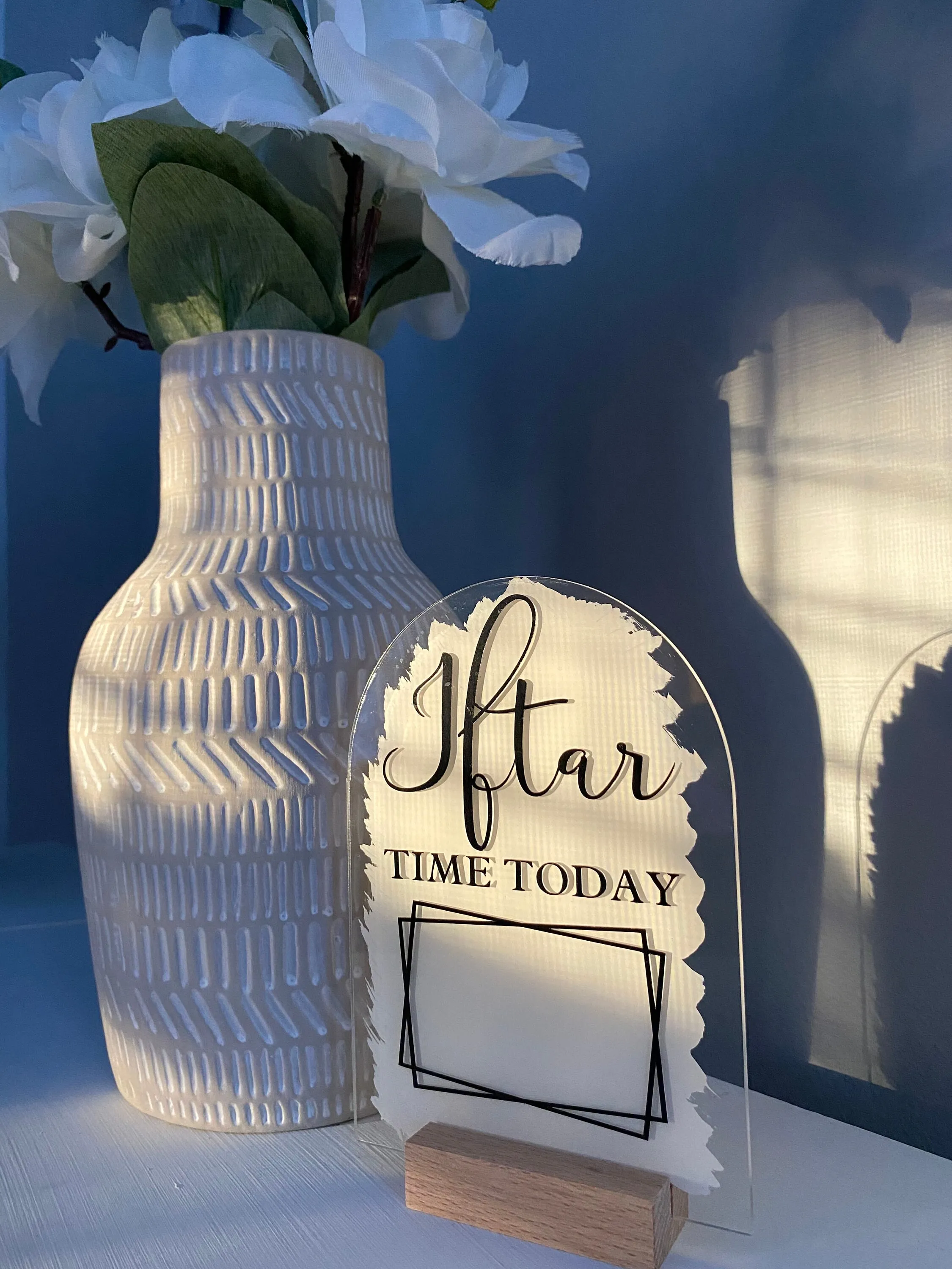 Ramadan iftar time tracker table sign decor