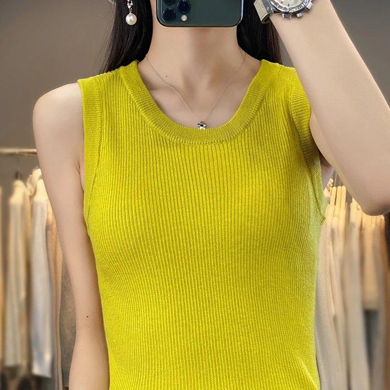 Square necked solid color Japanese Blouse spring/summer new pullover with a slimming and slimming style suspender