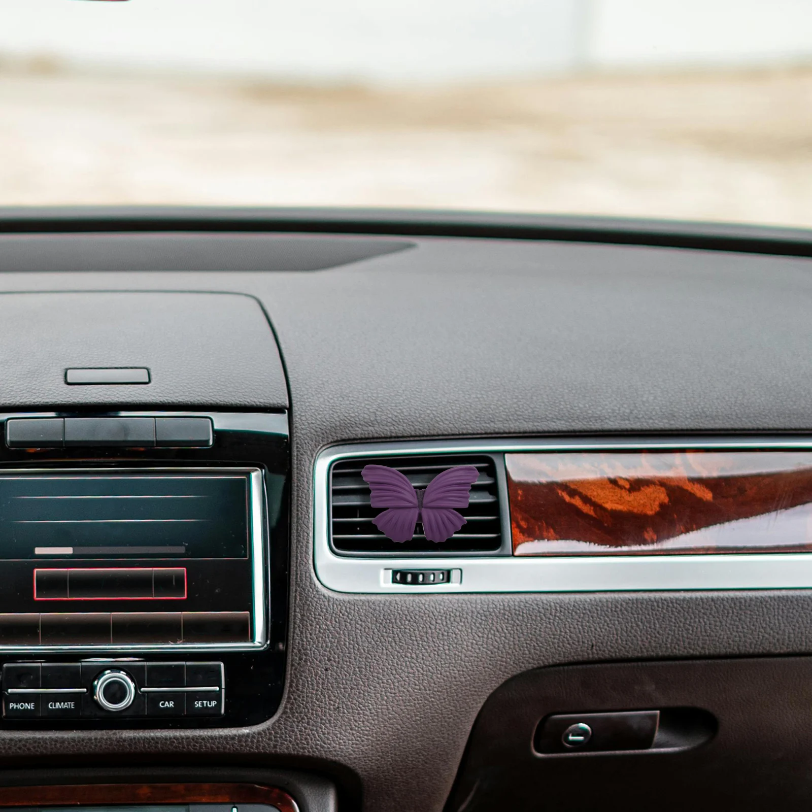 

Luxury Butterfly Aromatherapy Diffuser Scented Air Vent Clip Fragrant Car Interior Decor Durable Stylish Vent Accessory