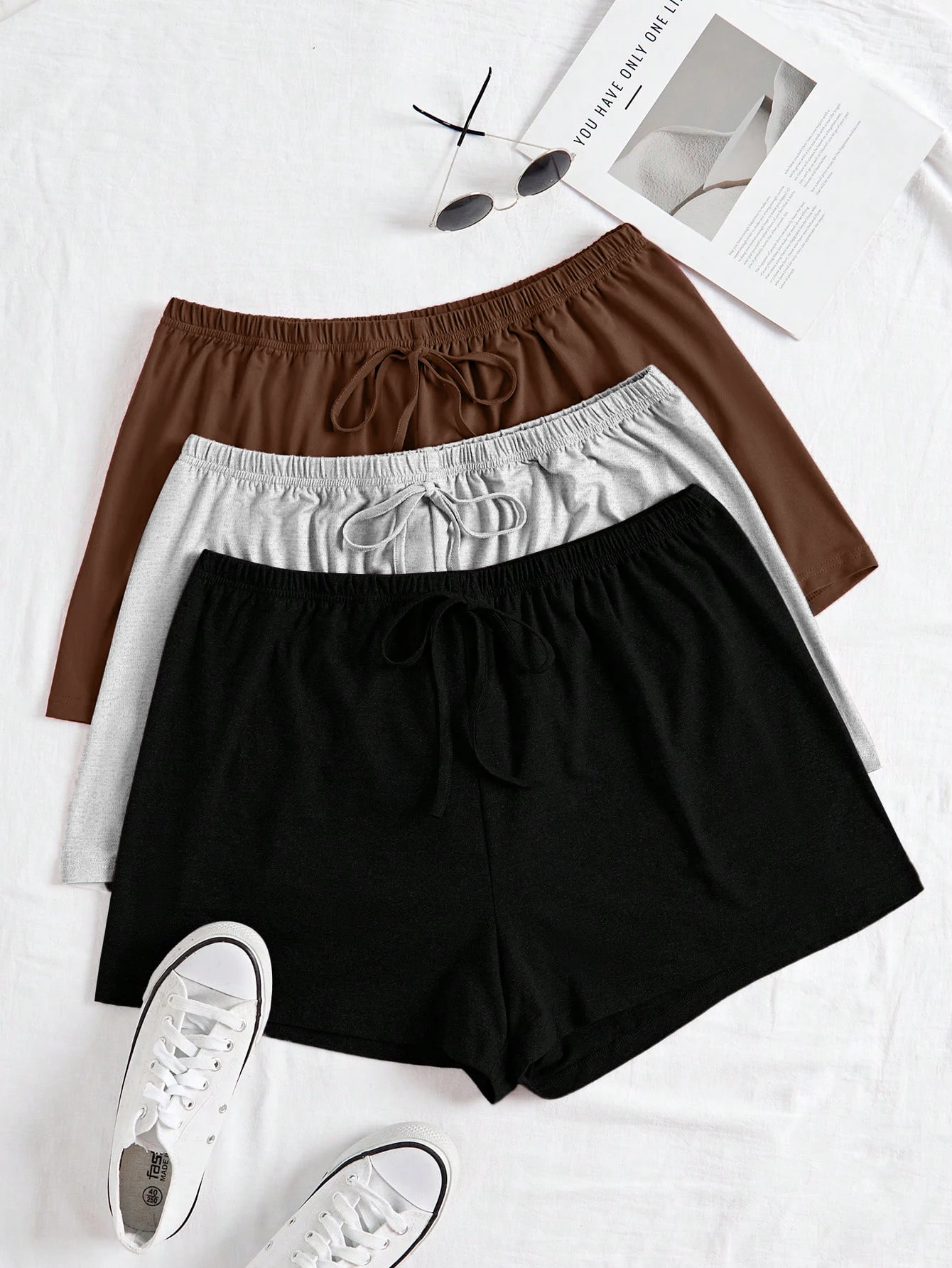 

Plus Size 3 Pack Solid Color Elastic Waist Drawstring Casual Shorts