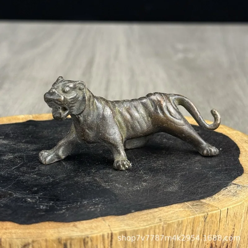 Brass alloy craft tiger home living room decorative ornament