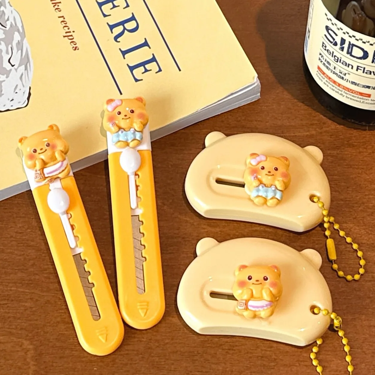 1/4 قطعة دمية دب صفراء لطيفة سكين فني صغير لقطع الورق المريح سكين قرطاسية مصنوع يدويًا #1