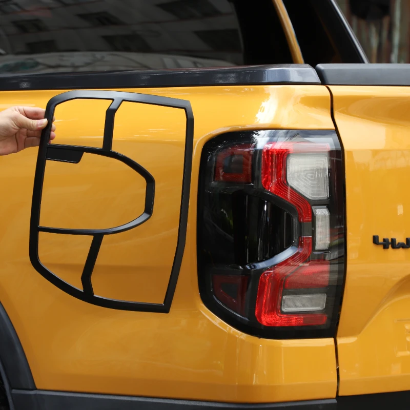 

For Ford Ranger Wildtrak T9 2023-2025 ABS Matt black Car Rear Taillight Turn Signal Frame Cover Trim Car Accessories