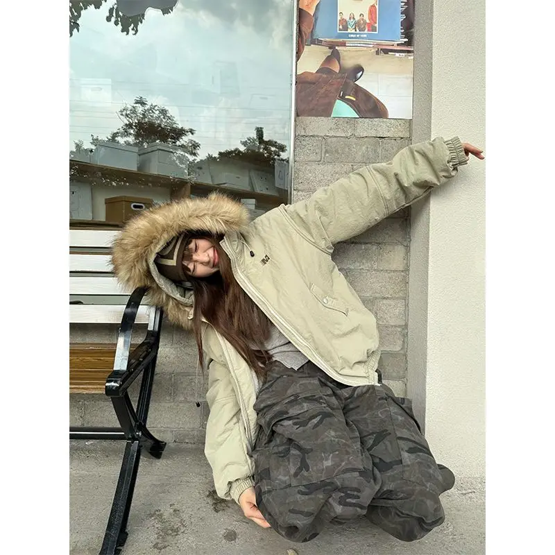 

Парка-пуховик женская оверсайз из натурального растительного волокна рами, органическое производство, экологичный подход, зеленая серия