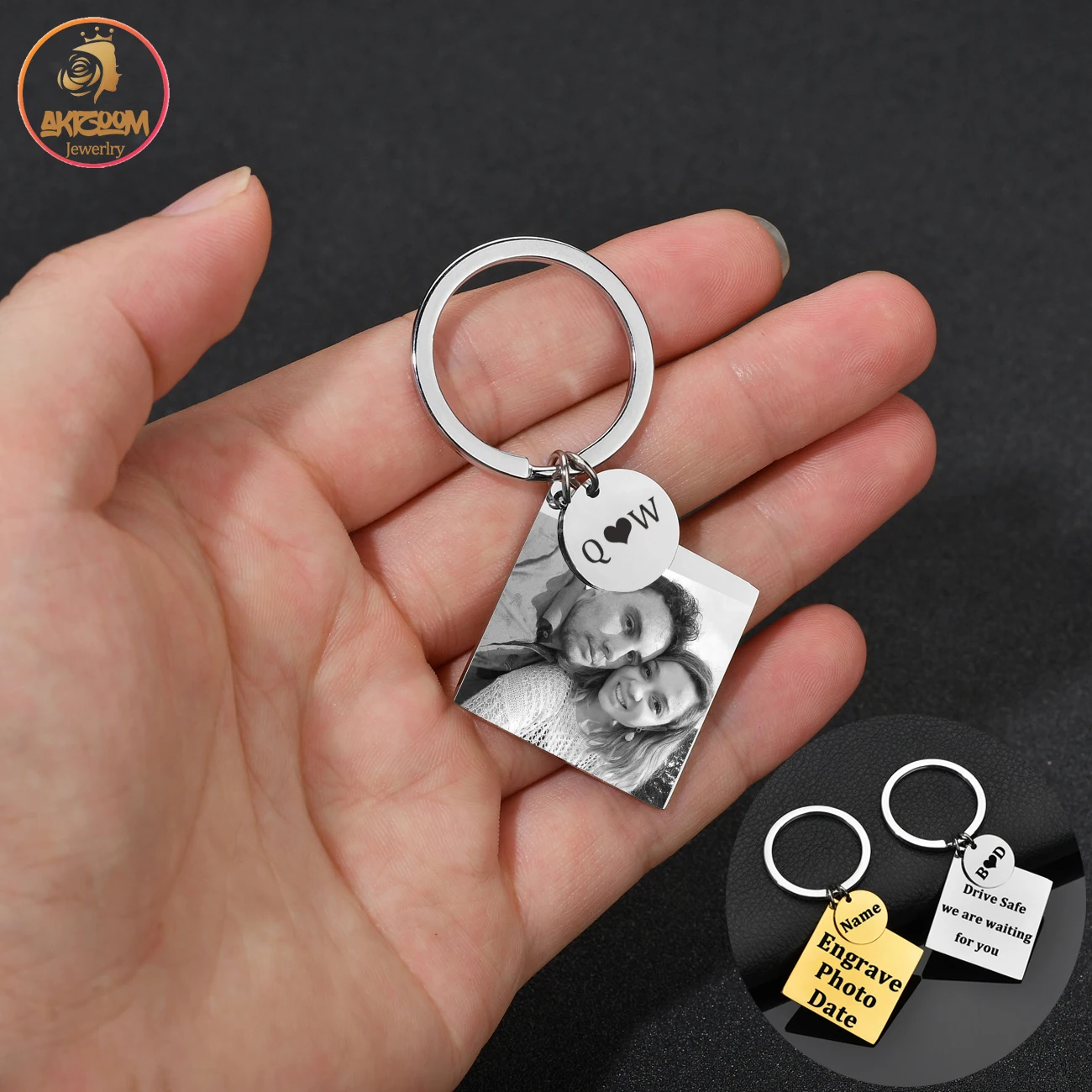 Akizoom Engrave Picture Keychain Stainless Steel Personalized Photo Date for Woman Family Couple Keyrings Valentine's Day Gift