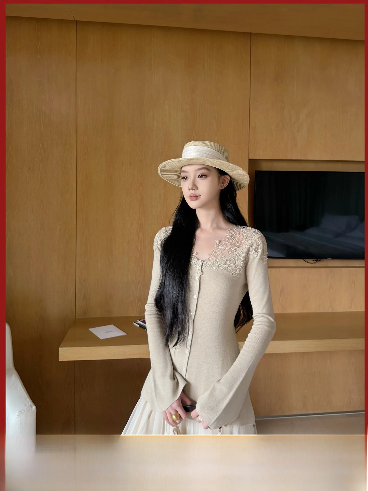 

Ограниченное предложение: Вязаный открытый кардиган для женщин, без дефектов, свободный крой, длинный рукав, тонкая модель.