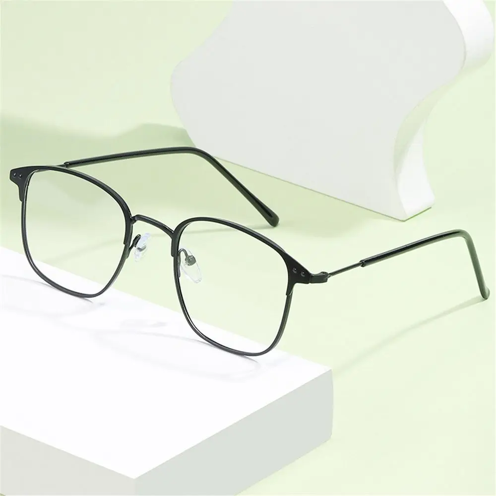 UV400 Gaming Computer Eyewear Photochromic Sunglasses Men Women Sunglasses Discolored Glasses Blue Light Blocking Glasses