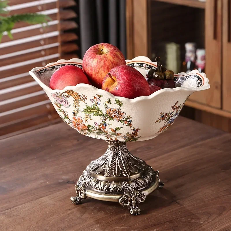 European ceramic fruit plate villa living room tea with American retro tall fruit bowl dried fruit plate creative ornaments