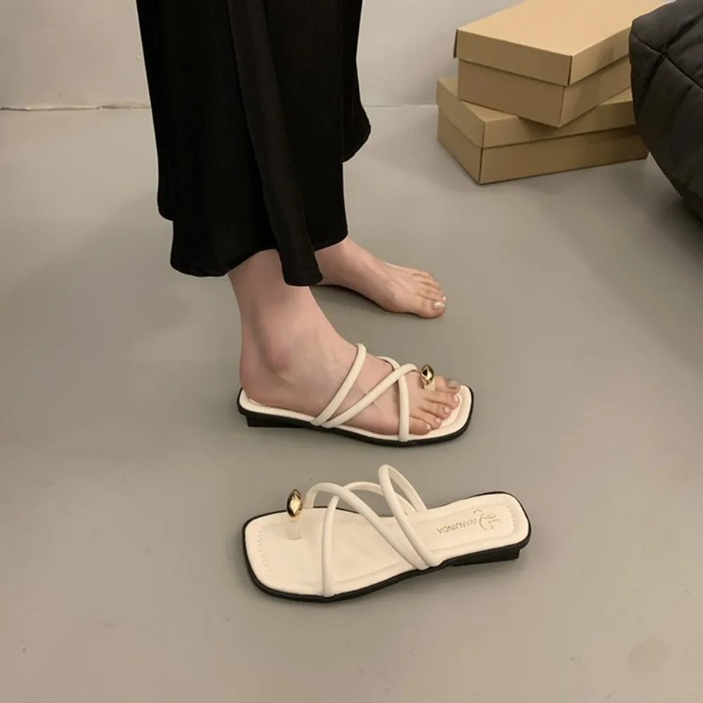 Stylische Damen-Sandalen mit Kreuzriemen, bequeme, leichte Zehenriemen-Strandschuhe mit lässigem, einfarbigem Design für den Sommer – Detail 19