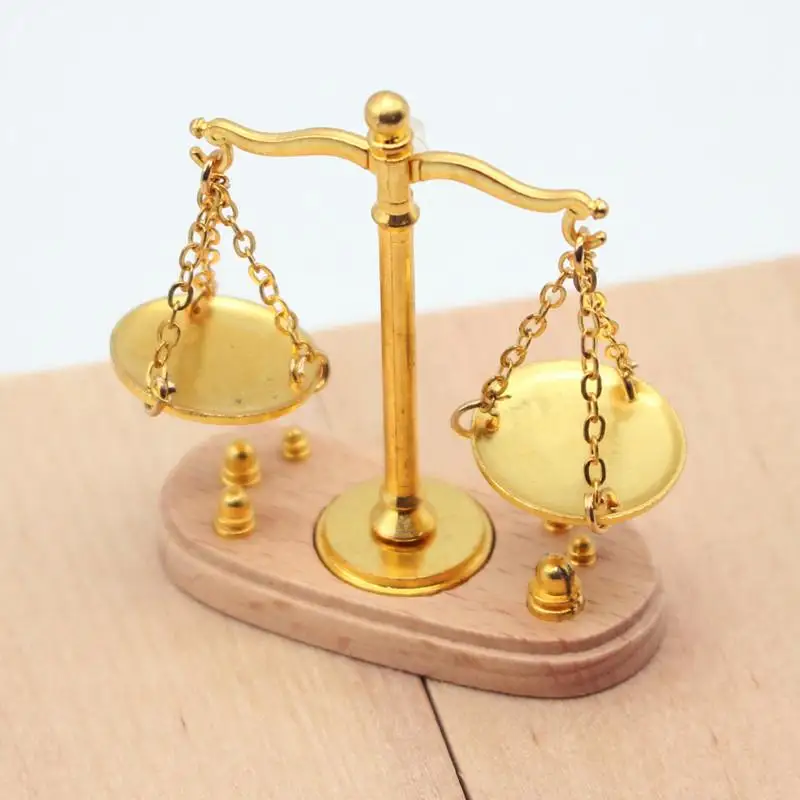 

1:12 Scale Vintage Balance Scale Miniature Model For Dollhouse Decor Doll House Living Room Accessories Kids Pretend Play Toys M