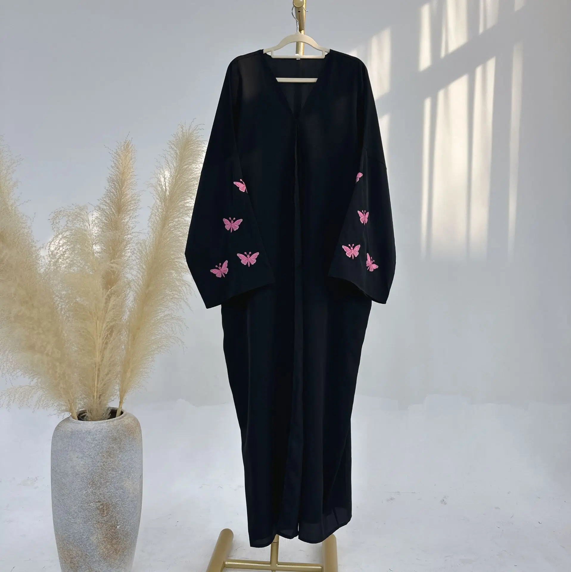 Front Open Abaya Women Kimono Muslim Women\'s Dresses Butterfly Embroidery Eid Soft Satin Abaya Arab Dubai Islamic Clothing