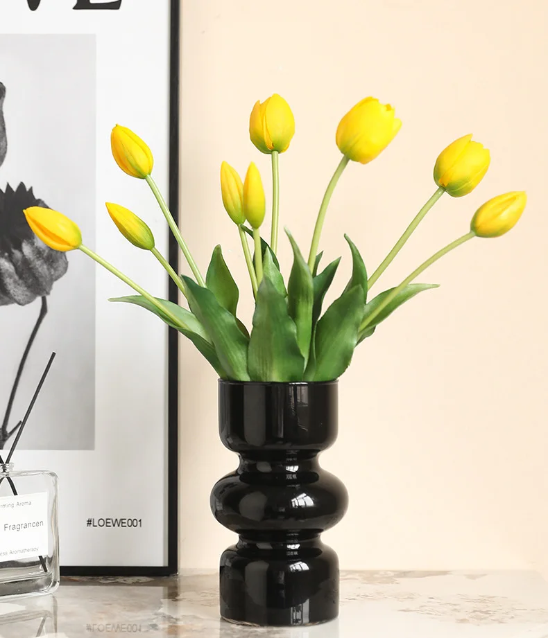 3-köpfige Latex-Tulpen, echt anfühlende Kunstblumen, Hochzeitsdekoration, Tulpen-Brautstrauß, künstliche Blumen, Gastgeschenke für Zuhause und Party, Blumendekoration – Detail 3