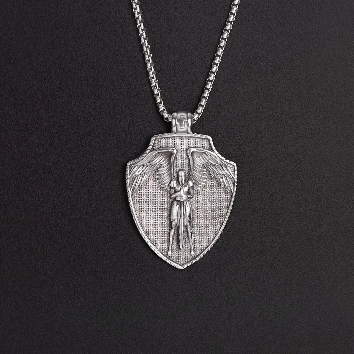 

Stainless Steel Angel Warrior Shield Pendant Necklace Men's Retro Cross Knight Amulet Halloween Gift