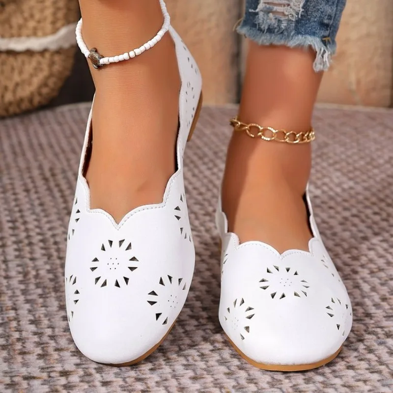 2026 Women Flat Shoes Genuine Leather Woman Pointed Toe Flats Summer Lady Hollow Out Loafers Women Shoes
