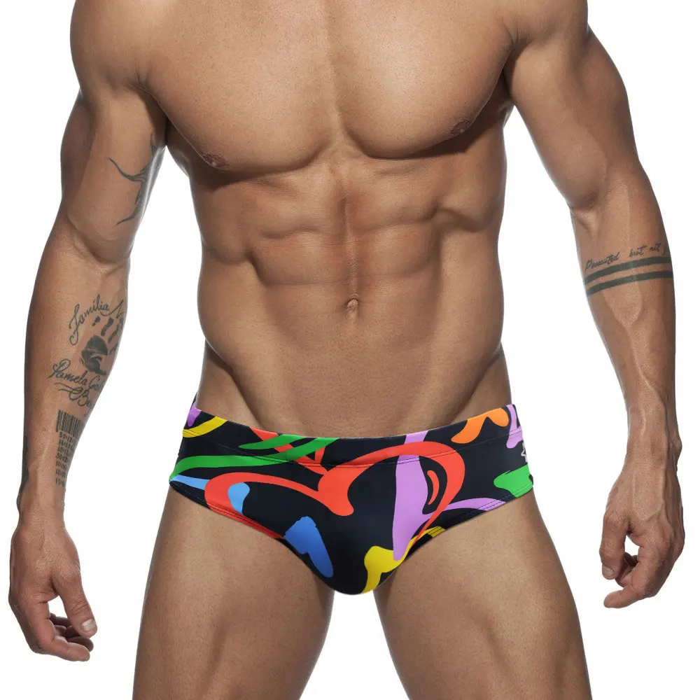 Men's Swim Briefs Sexy Swimming Short Water Sport Beach Pants Swimsuit Strips Swimwear Sexy Male Suilt Surfing Love Swim Wear