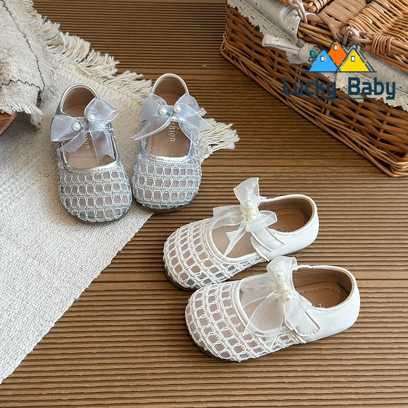 

2026 Children Solid Color Hollow Breathable Single Shoe kids Soft Soled Velcro Princess Shoes Girls Summer Knitted Bow sandals