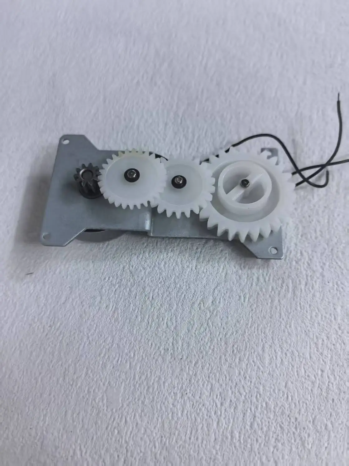 Generador de manivela manual sin escobillas en miniatura, piezas de bricolaje, Motor de engranaje sin escobillas