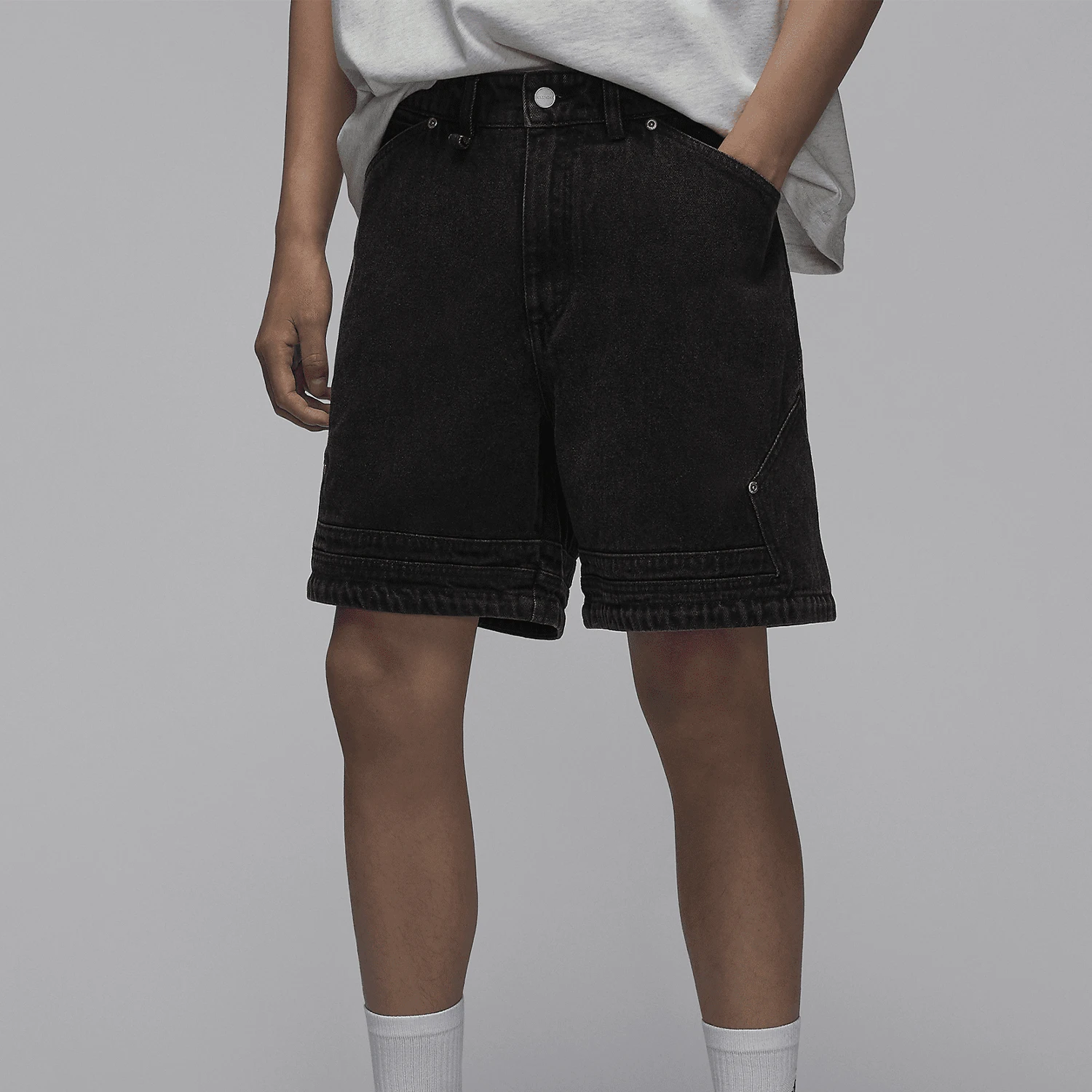 

Официальные мужские свободные повседневные джинсовые шорты Nike JORDAN HM3960-010