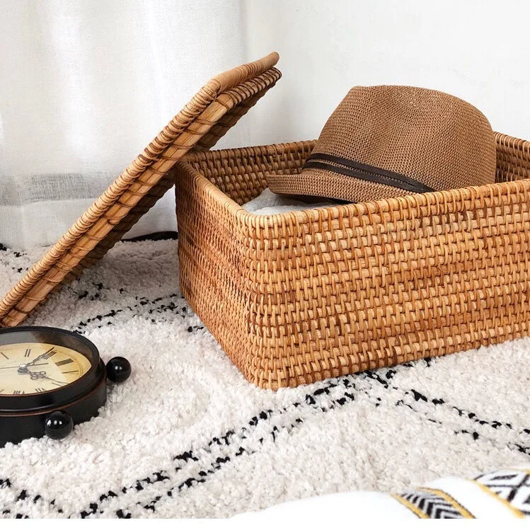 Hand-Woven Rattan Laundry Basket with Cover Large Clothing Sundry Books Primary Color Storage Basket Home Supplies