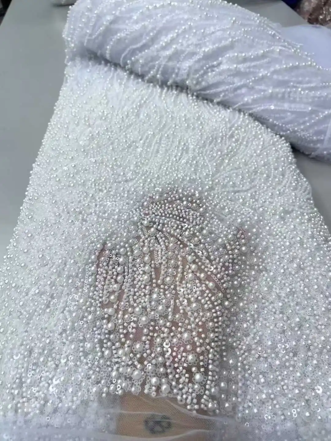 قماش دانتيل مطرز أفريقي 2025 قماش دانتيل شبكي عالي الجودة مطرز بالترتر الفرنسي لخياطة فستان السهرة للنساء