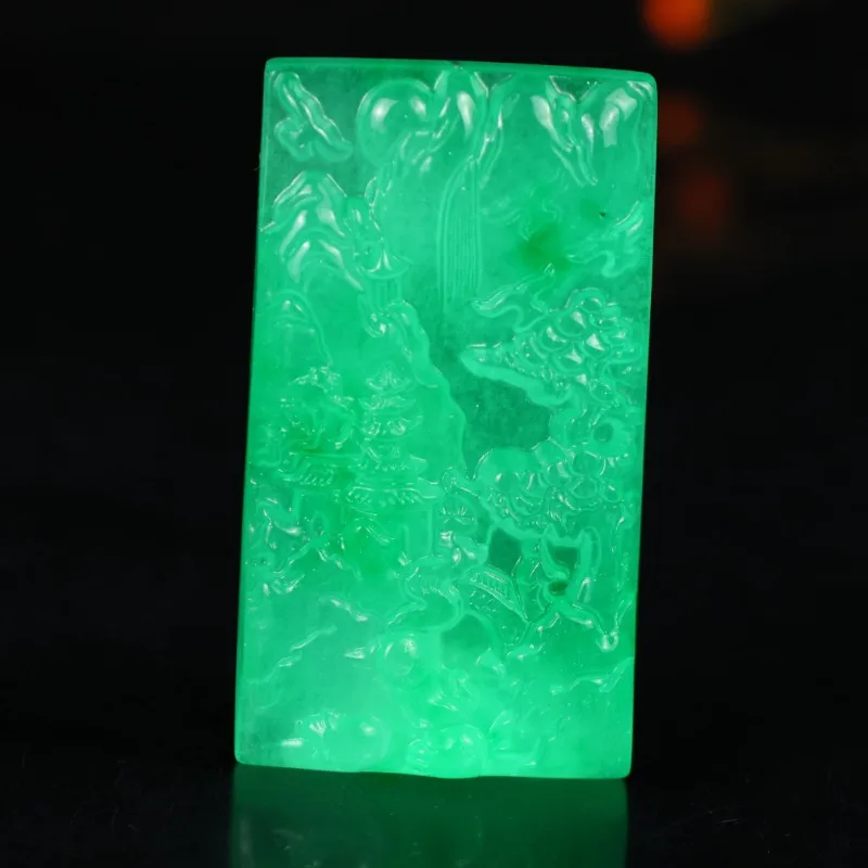 

New Natural High Ice Green Landscape Pendant