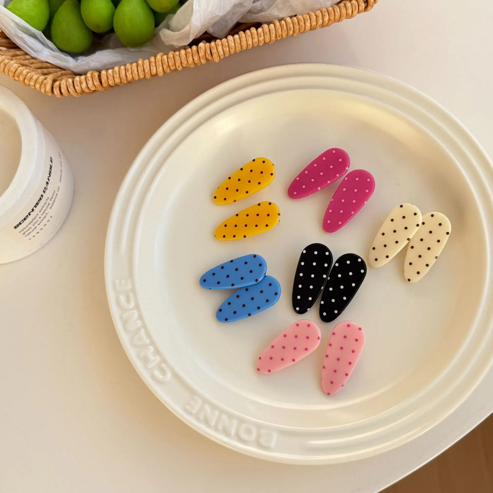 

High Quality Small Polka Dot Duckbill Hair Clasp for Front Bangs and Flyaway Hair Non Damaging Cute Side Clip Women