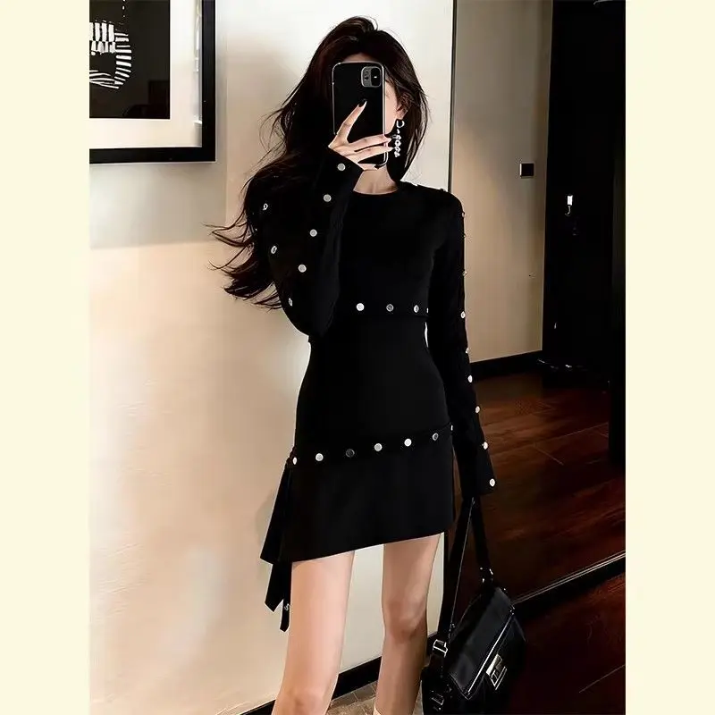 

2026 New Slim-fitting Dress with Black Irregular Rivets Inside for Women