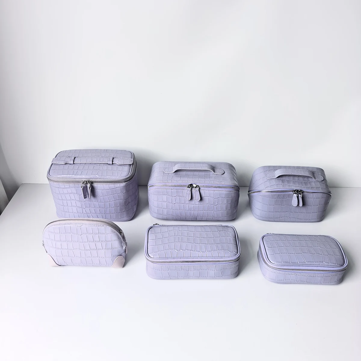 Kosmetiktaschen-Set aus echtem Leder mit lila Krokodilmuster, große Kapazität, Reise-Toilettentasche für Damen, Kosmetiktasche, Beutel – Detail 8