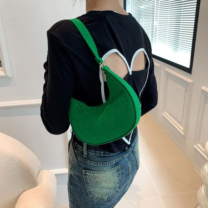 Casual Shoulder Bags Women Felt Stone Pattern Underarm Bag Fashion Exquisite Crescent Saddle Bags Ladies Advanced Armpit Bag