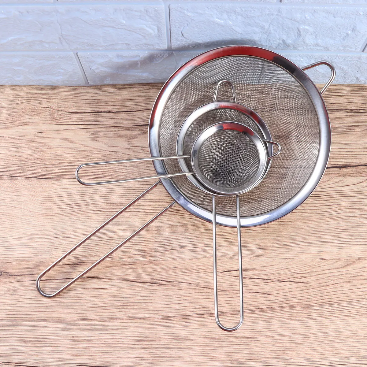 

3 pcs Stainless Steel Strainers Food Sieve Mesh Colander Kitchen Tools Long Handle Heat Resistant Stackable For Soup Oil Residue