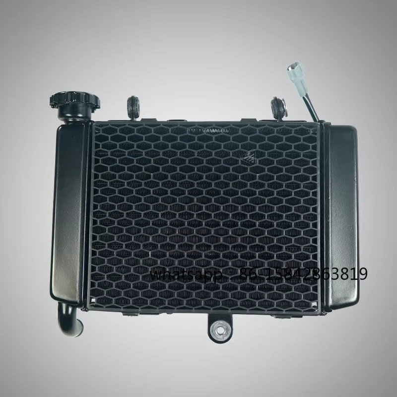 

Оригинальный радиаторный бак для охлаждающей жидкости LX500-R LX525R 525R