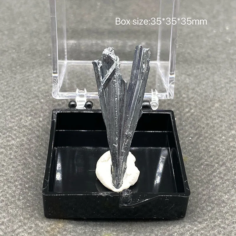 

100% Natural stibnite Mineral Specimens Stones and Crystals Healing Crystal +Box size：35*35*35mm