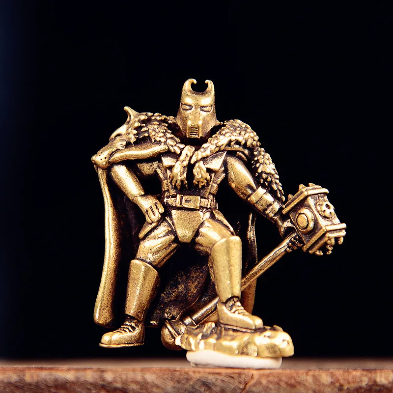 

Плащ Warhammer, украшение из чистой латуни, индивидуальное украшение из чистой меди, украшение для офисного стола, чайный дисплей для домашних животных, украшение для рабочего стола