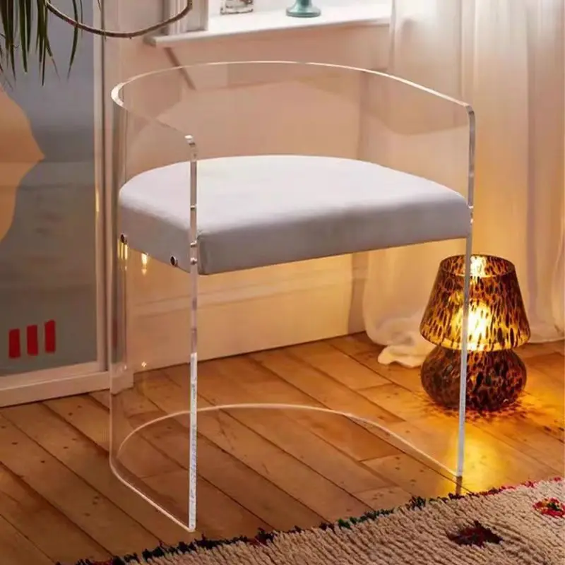 

Modern White Leather Lounge Chair for Living Room