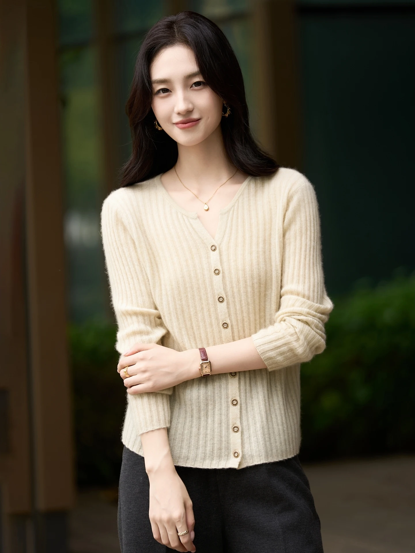 

High-End Women's Knitted Woolen Cardigan ort Outerwear Sweater V-Ne Long Sve Warm Faionable Base Layer Top