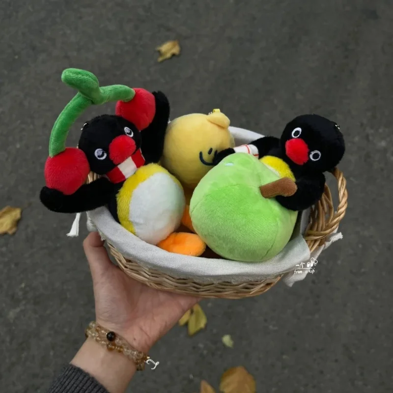Neue echte Pingu Pinguin Kreative Obst Serie Plüsch-schlüsselanhänger Hören Kirsche Puppe Schöne Weiche Hängende Ornament Weihnachten Geschenk