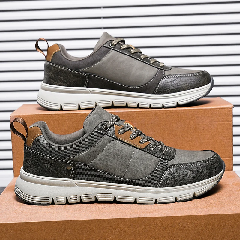 

Легкие и гибкие мужские кроссовки для активного отдыха, походов и треккинга, без ограничений по применению.