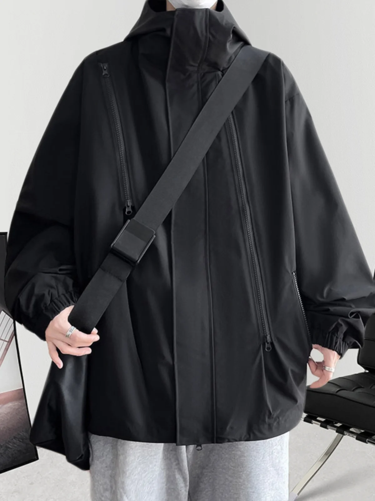 

Мужские укороченные тренчи: городской стиль, весна, уличная мода, молодежная культура, современный тренд, крутой стиль, хип-хоп, BF-стиль