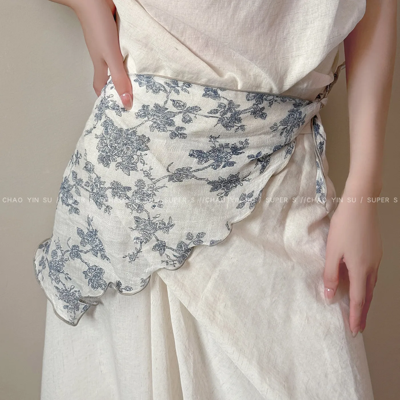 Retro 100% Linen Floral Silk Scarf Women's Stacked Fart Curtain with Skirt Triangular Headscarf Neck Scarf Accessories