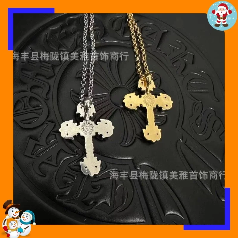 New Crowe Flame Cross Old Retro Pendant Men and Women Personality Hipster Army Flower Necklace Accessories Blue Diamond Pendant