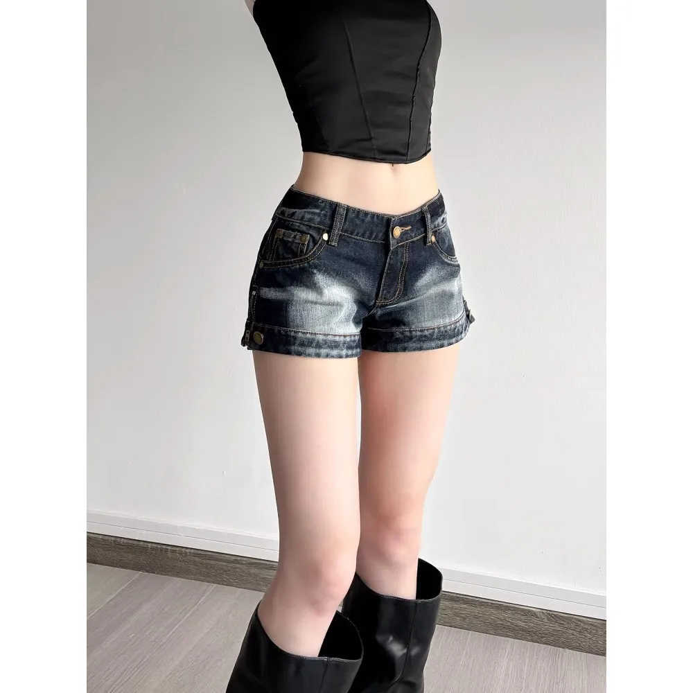 Pantalones cortos de mezclilla azul oscuro lavados teñidos con lazo de calle con botones y cremallera para mujer Y2k pantalones cortos ajustados versátiles coreanos de verano a la cadera pantalones cortos sexis