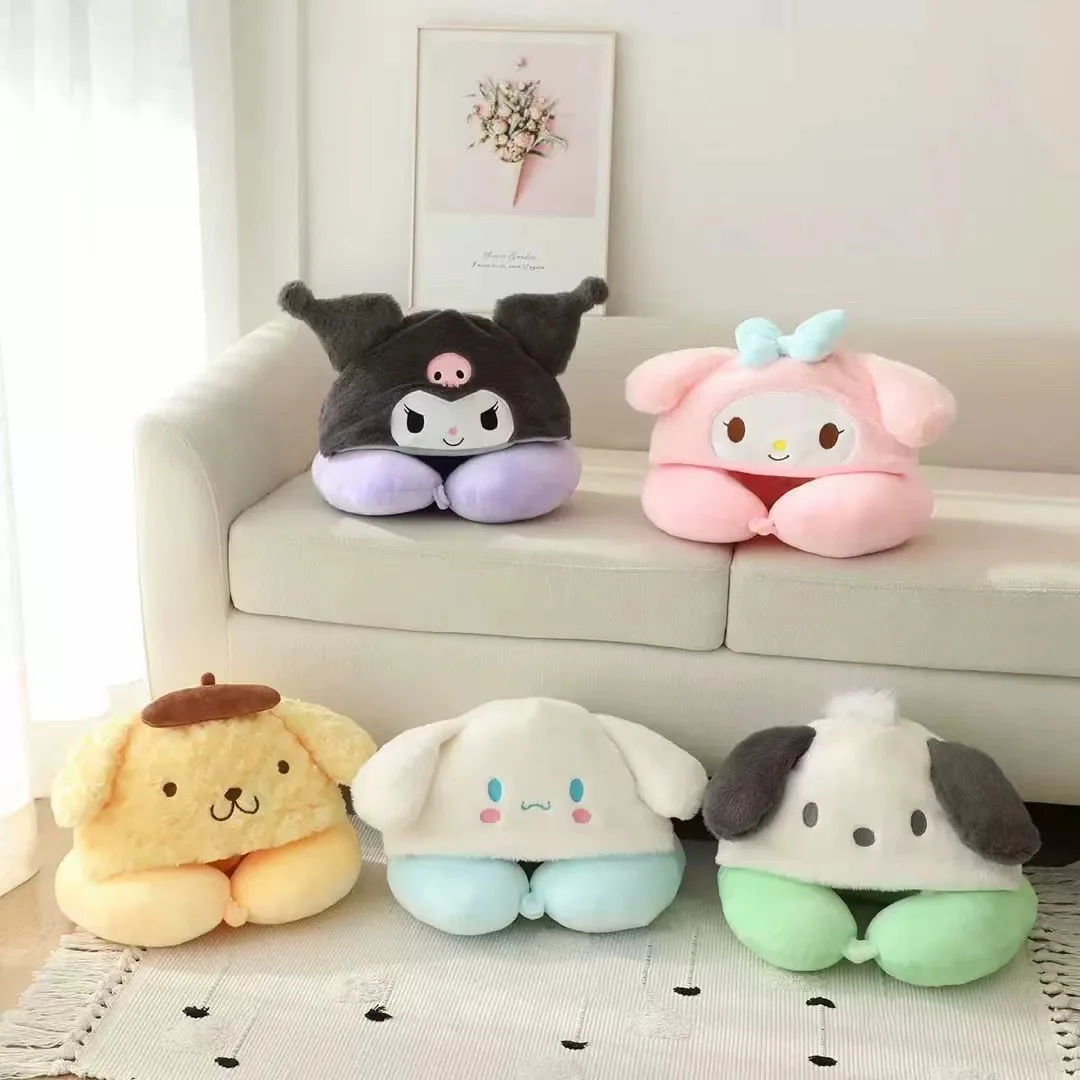 15cm Sanrio Pompompurin Kuromi Pochacco My Melod Canela animación periférica con capucha almohada en forma de U imprescindible para la oficina